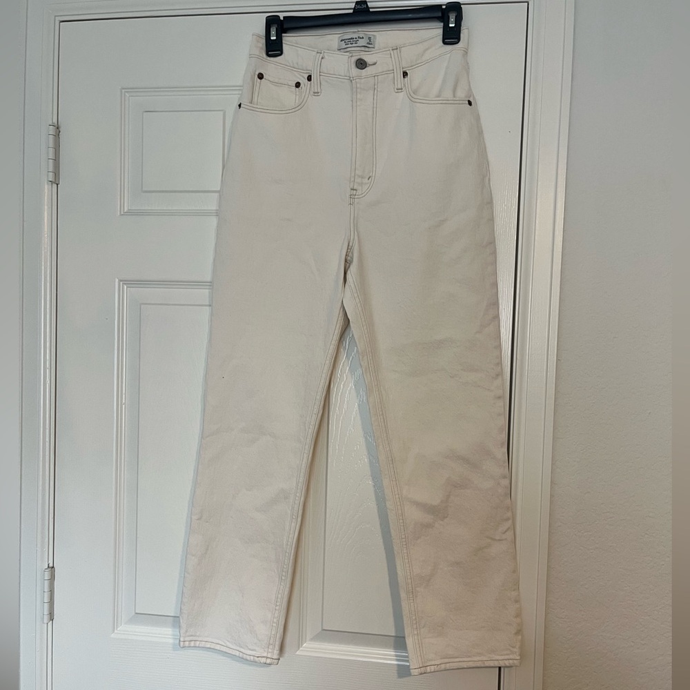 Abercrombie & Fitch Ankle Straight Ultra High Rise Curve Love